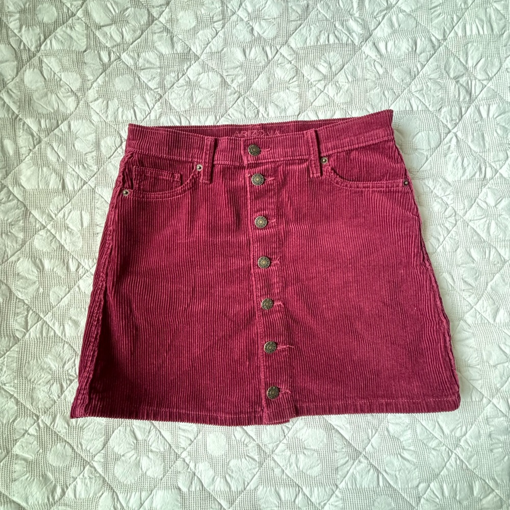 Arizona Jean Co Maroon Corduroy Button up skirt. Size Small